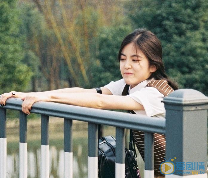 朱丹妮制服写真 朱丹妮高清写真_朱丹妮高清剧照