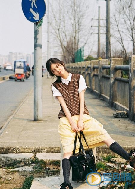朱丹妮制服写真 朱丹妮高清写真_朱丹妮高清剧照