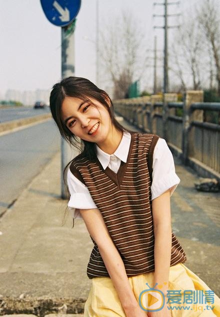 朱丹妮制服写真 朱丹妮高清写真_朱丹妮高清剧照