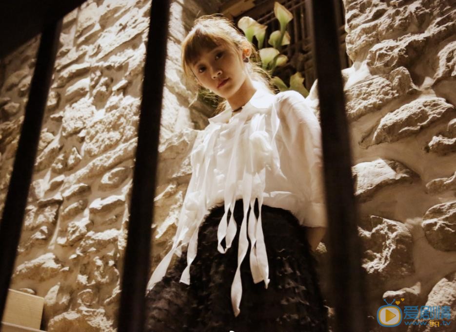 魏小也时尚街拍 魏小也高清写真_魏小也高清剧照