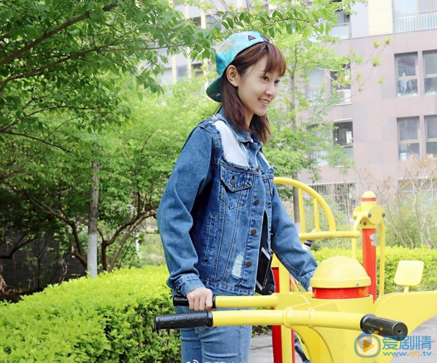 魏小也生活照 魏小也高清写真_魏小也高清剧照