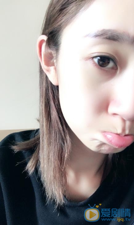 魏小也逗逼卖萌照 魏小也高清写真_魏小也高清剧照