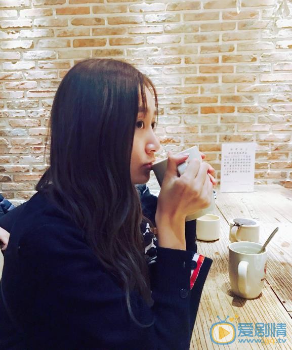 魏小也生活照 魏小也高清写真_魏小也高清剧照