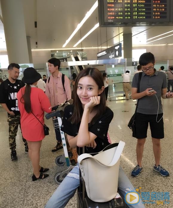 魏小也生活照 魏小也高清写真_魏小也高清剧照