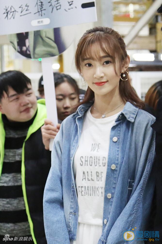 魏小也生活照 魏小也高清写真_魏小也高清剧照