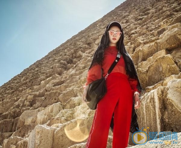 胡然沙漠写真 胡然高清写真_胡然高清剧照