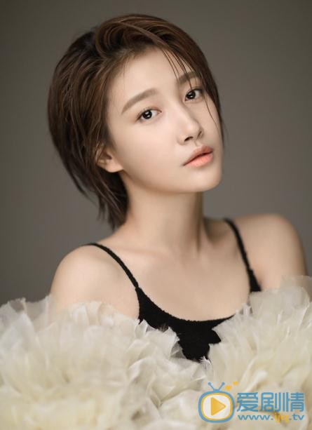 生逢灿烂的日子范荣是谁演的？生逢灿烂的日子范荣扮演者啜妮个人资料、写真及生活照欣赏