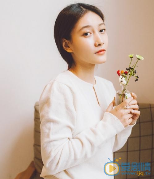 生逢灿烂的日子范荣是谁演的？生逢灿烂的日子范荣扮演者啜妮个人资料、写真及生活照欣赏