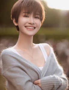 警花与警犬之再上征程狄亦男是谁扮演的？狄亦男扮演者董玥个人资料、写真及生活照欣赏