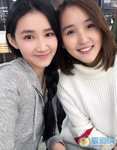 周开开与人合照 周开开高清写真_周开开高清剧照