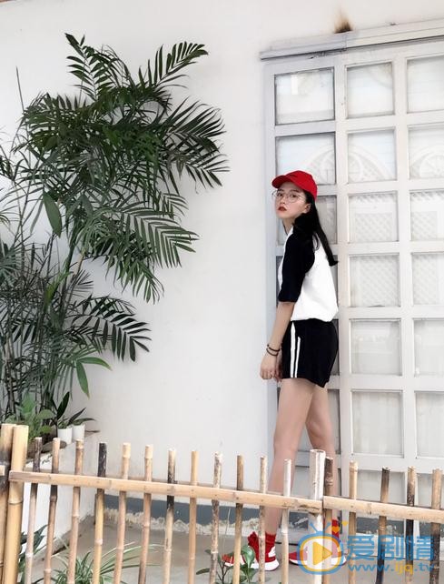 林奕婧街拍写真 林奕婧高清写真_林奕婧高清剧照