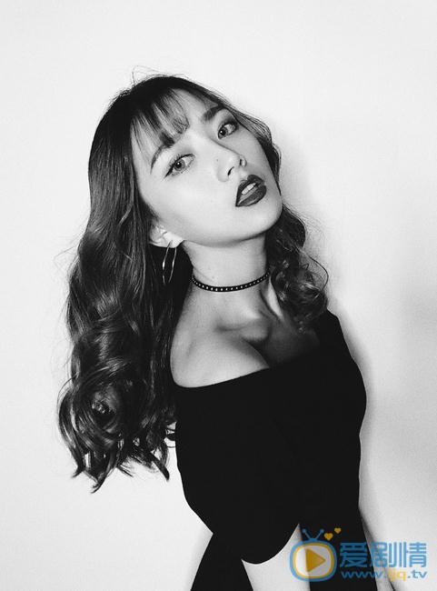林奕婧红唇写真 林奕婧高清写真_林奕婧高清剧照