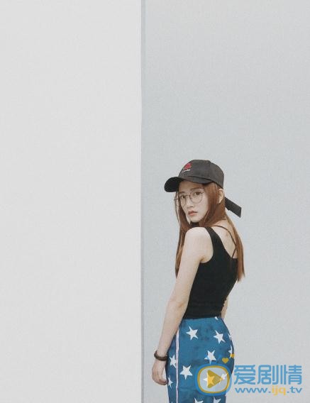林奕婧街拍写真 林奕婧高清写真_林奕婧高清剧照