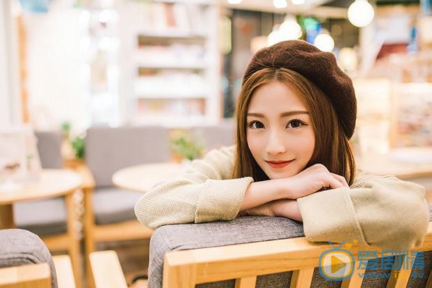 林奕婧图书馆写真 林奕婧高清写真_林奕婧高清剧照