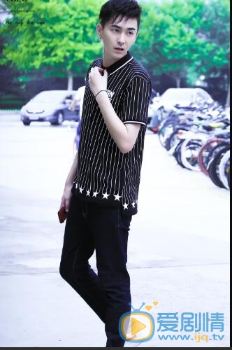 刘彤街拍照写真 刘彤高清写真_刘彤高清剧照