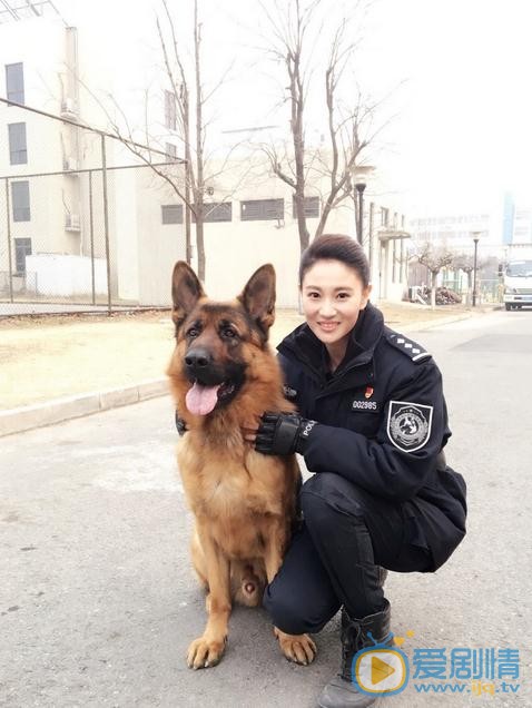侯梦莎片场照 侯梦莎高清写真_侯梦莎高清剧照