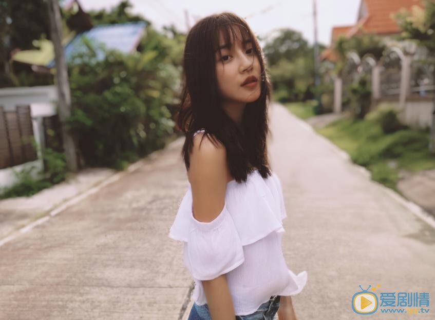 彭渤时尚街拍 彭渤高清写真_彭渤高清剧照