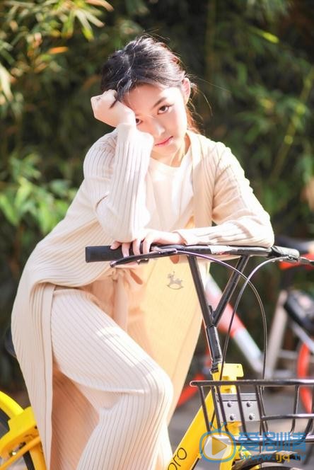 廖慧佳秋日写真 廖慧佳高清写真_廖慧佳高清剧照