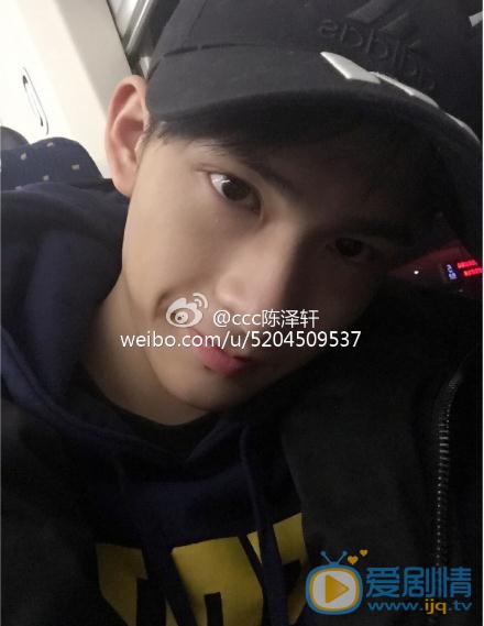 陈泽轩自拍写真 陈泽轩高清写真_陈泽轩高清剧照