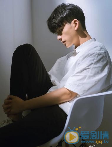 陈泽轩文艺写真 陈泽轩高清写真_陈泽轩高清剧照