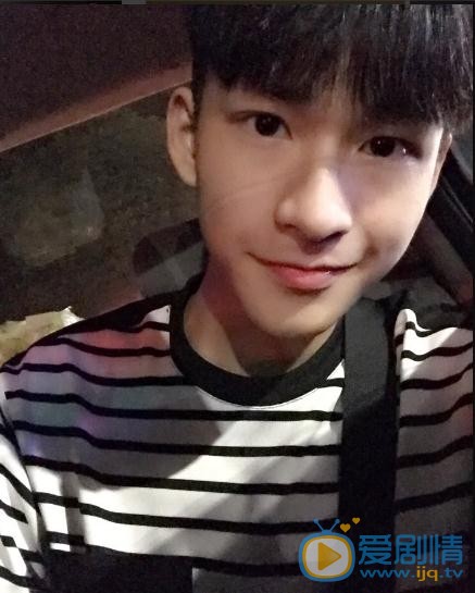 陈泽轩生活照写真 陈泽轩高清写真_陈泽轩高清剧照