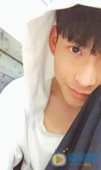 陈泽轩生活照写真 陈泽轩高清写真_陈泽轩高清剧照