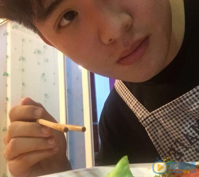郑伟生活照 郑伟高清写真_郑伟高清剧照