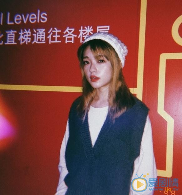 张鹤怡冬日写真 张鹤怡高清写真_张鹤怡高清剧照