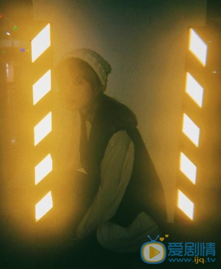 张鹤怡冬日写真 张鹤怡高清写真_张鹤怡高清剧照
