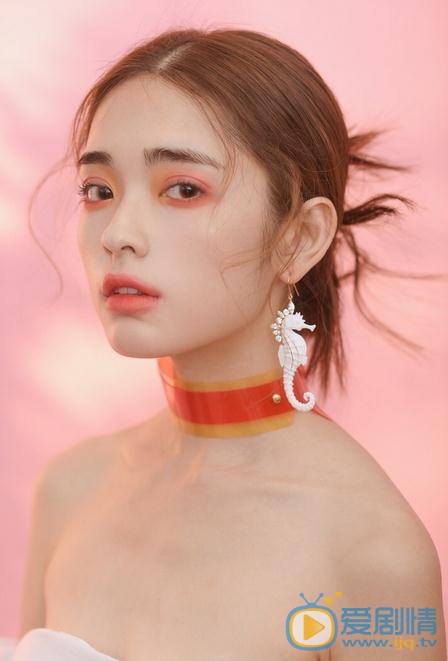 张鹤怡气质写真 张鹤怡高清写真_张鹤怡高清剧照