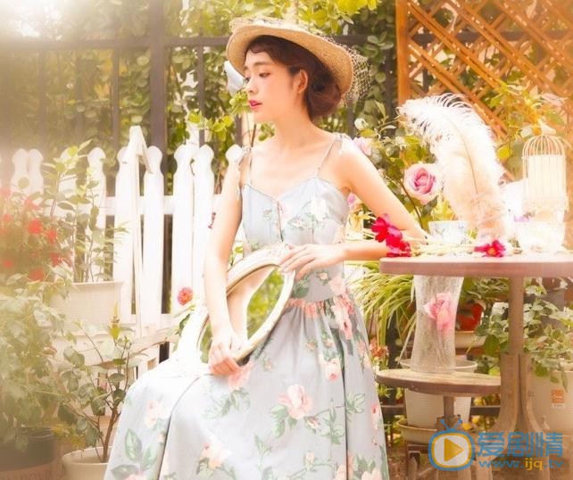 张鹤怡洛丽塔写真 张鹤怡高清写真_张鹤怡高清剧照