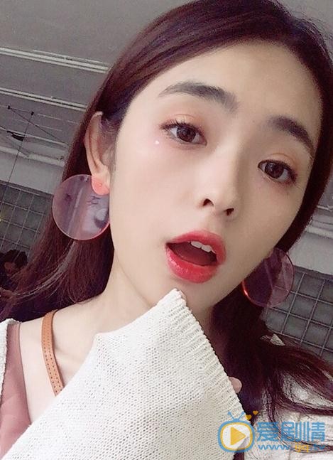 张鹤怡生活照 张鹤怡高清写真_张鹤怡高清剧照