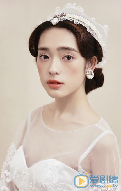 张鹤怡婚纱写真 张鹤怡高清写真_张鹤怡高清剧照