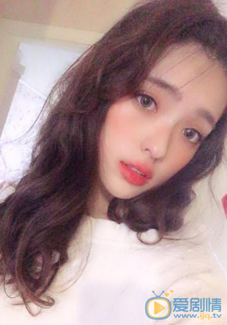 张鹤怡生活照 张鹤怡高清写真_张鹤怡高清剧照