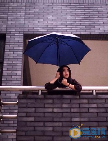 张鹤怡冬日写真 张鹤怡高清写真_张鹤怡高清剧照