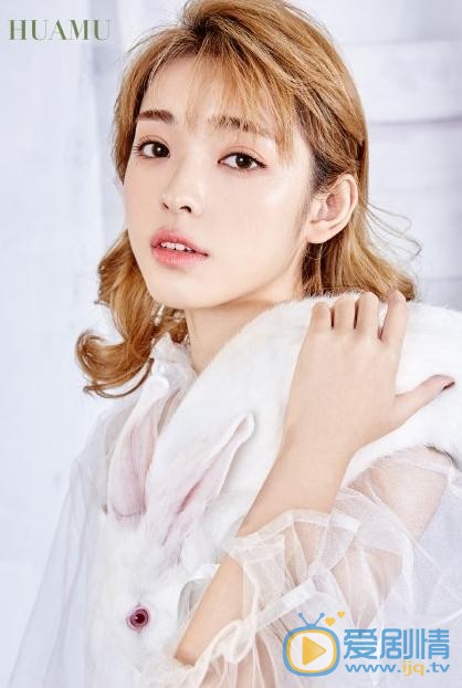 张鹤怡气质写真 张鹤怡高清写真_张鹤怡高清剧照