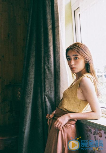 张鹤怡气质写真 张鹤怡高清写真_张鹤怡高清剧照