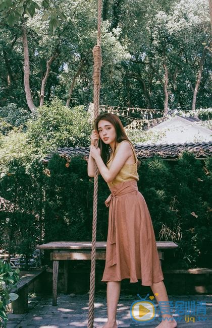 张鹤怡气质写真 张鹤怡高清写真_张鹤怡高清剧照