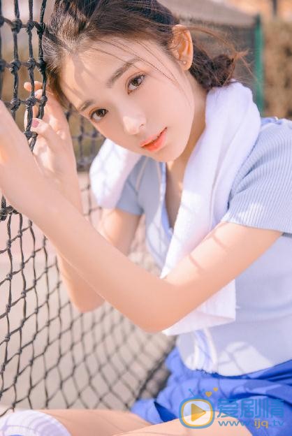 张鹤怡网球写真 张鹤怡高清写真_张鹤怡高清剧照
