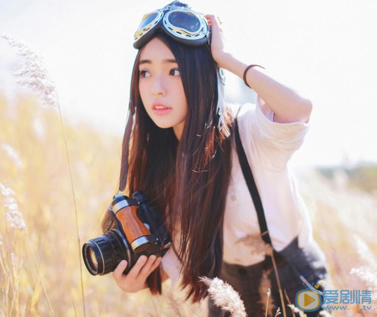 张鹤怡气球写真 张鹤怡高清写真_张鹤怡高清剧照