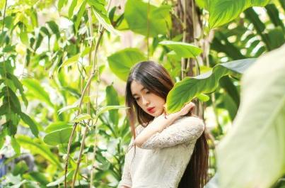 张鹤怡花儿写真 张鹤怡高清写真_张鹤怡高清剧照