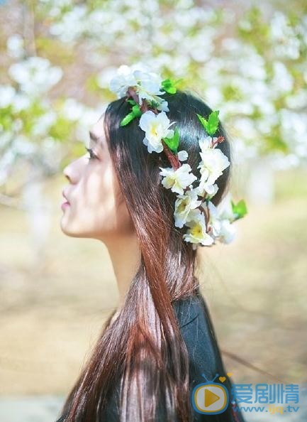 张鹤怡花儿写真 张鹤怡高清写真_张鹤怡高清剧照