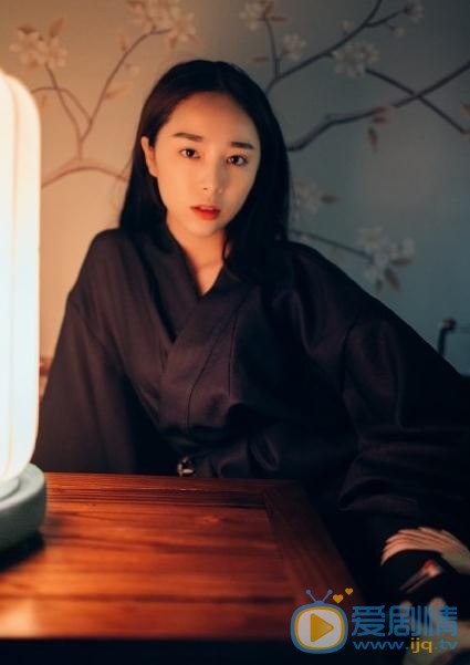 杨宛翊黑色写真 杨宛翊高清写真_杨宛翊高清剧照