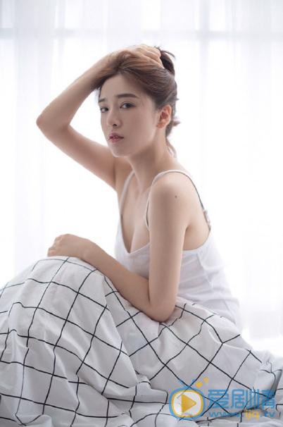 杨宛翊气质写真 杨宛翊高清写真_杨宛翊高清剧照