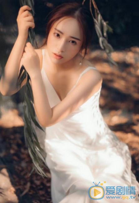 杨宛翊气质写真 杨宛翊高清写真_杨宛翊高清剧照