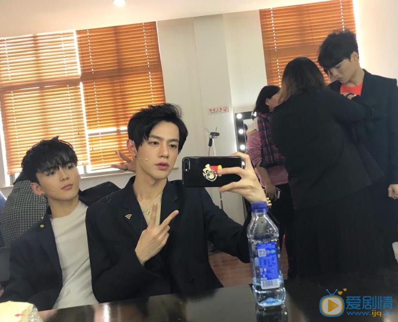 朱云龙生活照 朱云龙高清写真_朱云龙高清剧照