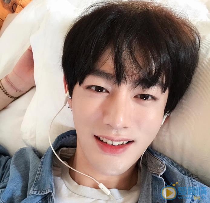 朱云龙生活照 朱云龙高清写真_朱云龙高清剧照