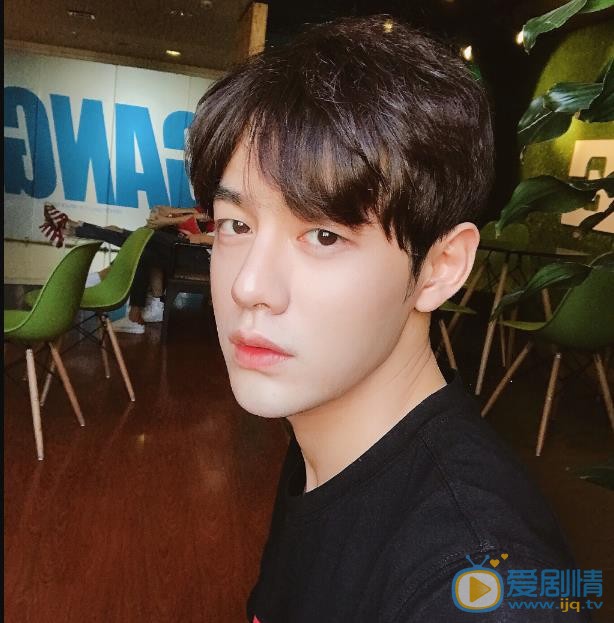 朱云龙生活照 朱云龙高清写真_朱云龙高清剧照