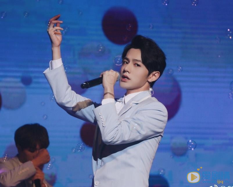 朱云龙活动节目照 朱云龙高清写真_朱云龙高清剧照