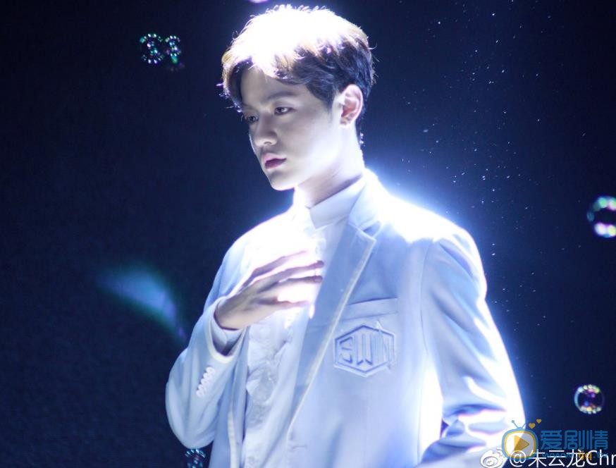 朱云龙活动节目照 朱云龙高清写真_朱云龙高清剧照